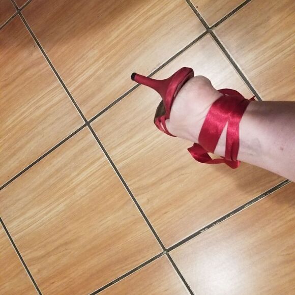 Fioni | Size 6 Vintage Ruby Red Open Toe Lace Up Heels with Circle Gem Detail - Picture 15 of 15